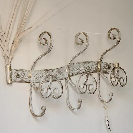Monte Prama Bed & Breakfast 3*